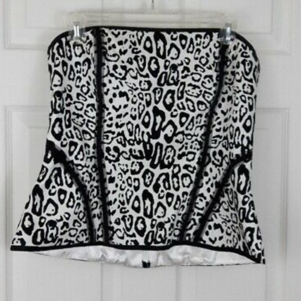 Black and white corset